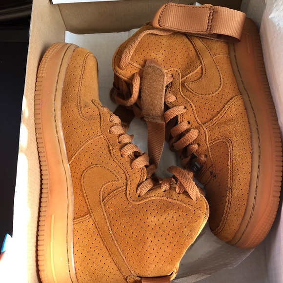 Brown Nike AF1 - Picture 2 of 3